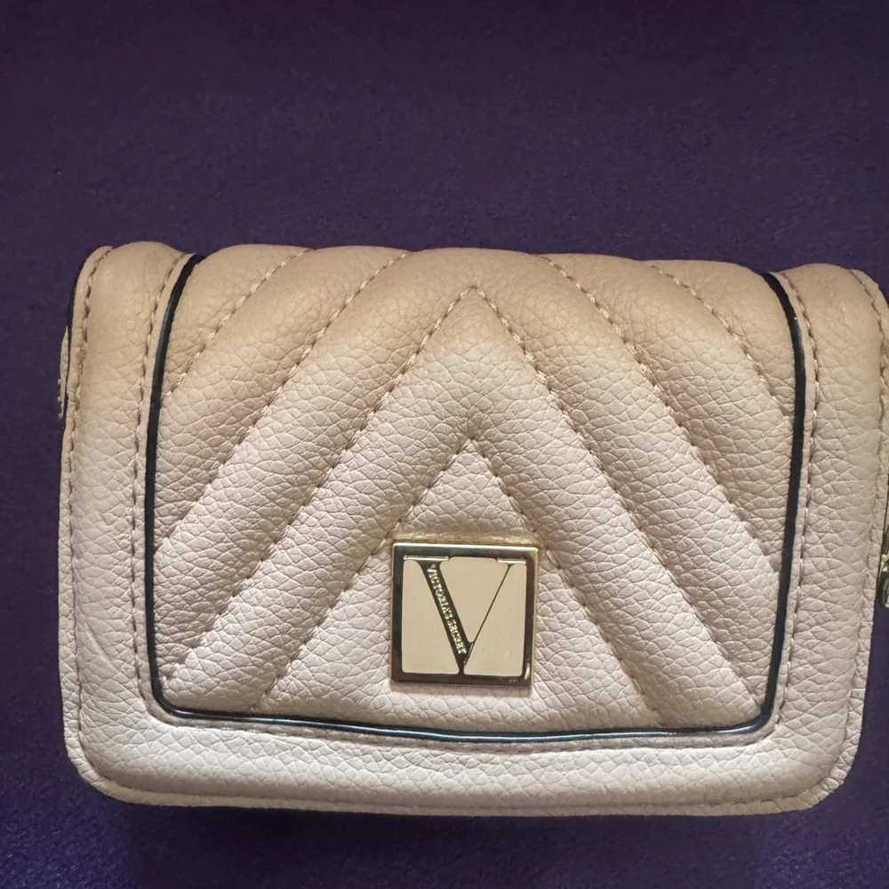 Victoria Secret Quilted Mauve/Pink Shoulder Bag with Chain Strap - Picture 7 of 12